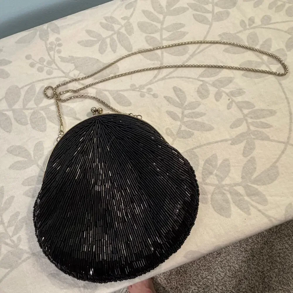 Vintage La Regale Black Beaded Evening Bag Kiss Lock Cocktail Wedding Handbag